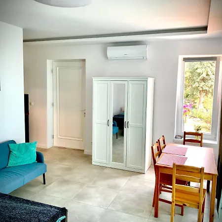 Old Hill Apartment Csopak