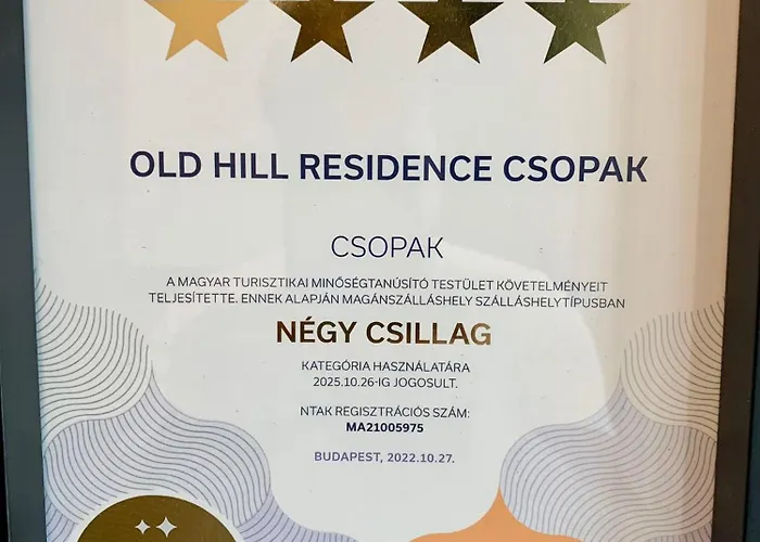 Old Hill Apartment *